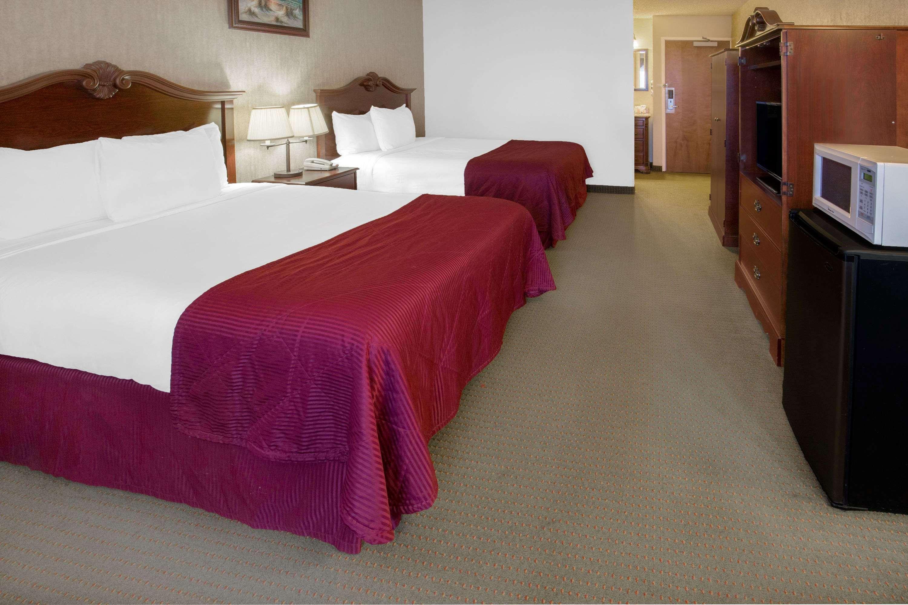 Days Inn By Wyndham Eureka Ca Экстерьер фото